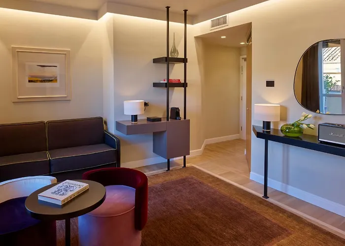 Hotel 47 Boutique 4*