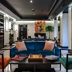 47 Boutique